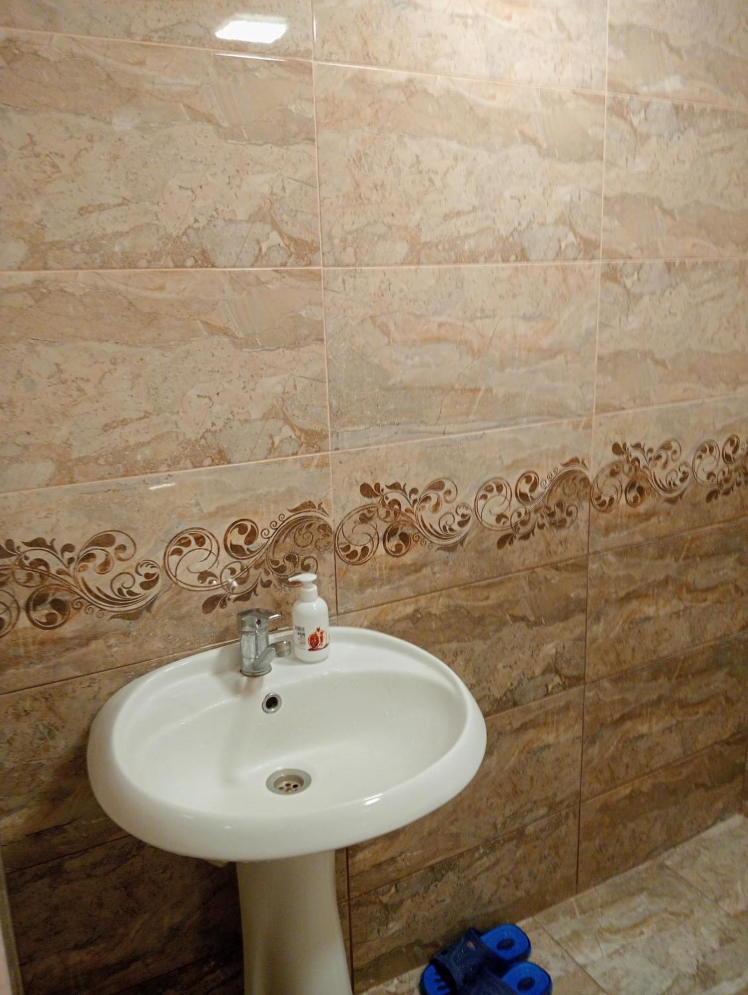 Apartment On The Delara Aliyeva Street Baku Bagian luar foto